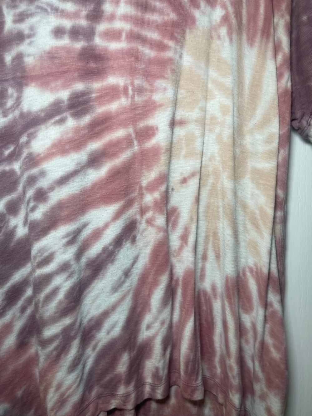 American Eagle Mauve Tie-Dye Short Sleeve Boho Hippie Hi Low Tee Size Large - Picture 7 of 13